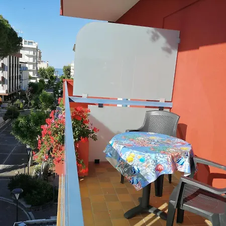 Tivoli Hotel 3*